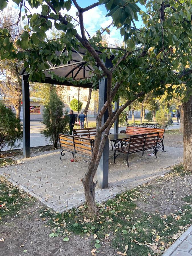 Vahe'S Corner House Yerevan Exterior foto